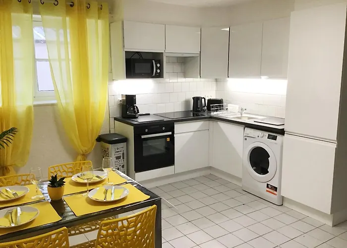 Sun, Centre Ville, Parking, Proche Sanctuaire Apartamento Lourdes