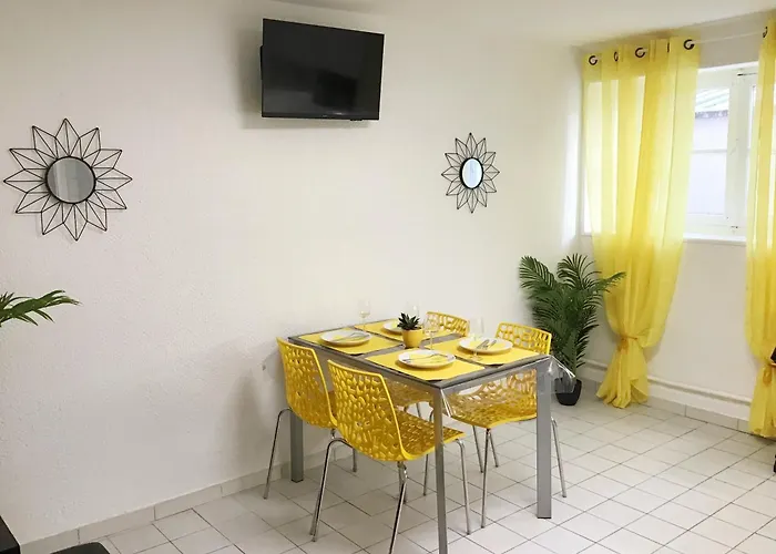 Apartamento Sun, Centre Ville, Parking, Proche Sanctuaire *