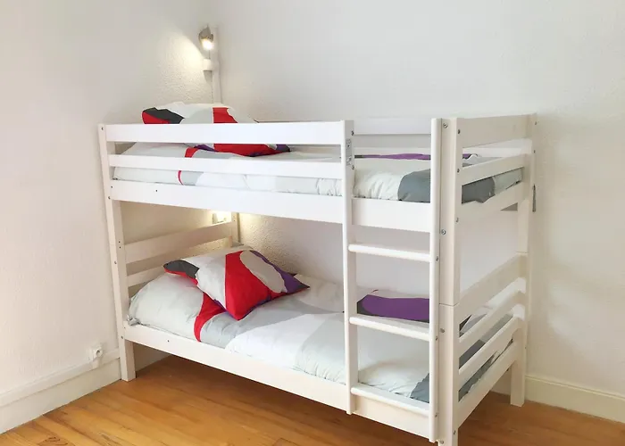 Sun, Centre Ville, Parking, Proche Sanctuaire Lourdes