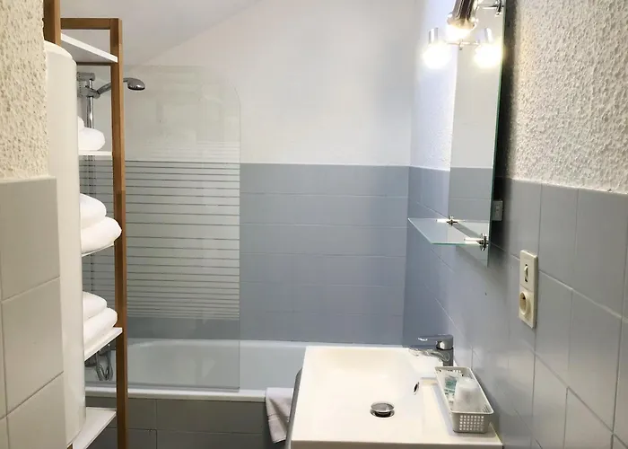 Sun, Centre Ville, Parking, Proche Sanctuaire Apartamento