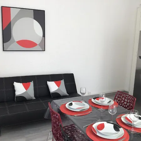Apartament Sun, Parking, Centre , Proche Sanctuaires