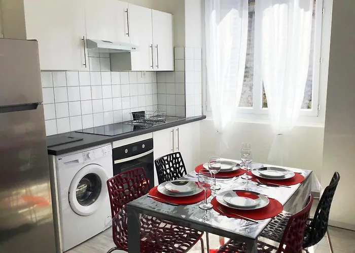 Appartamento Sun, Centre Ville, Parking, Proche Sanctuaire Lourdes