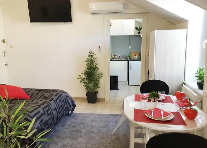 Appartamento Sun, Centre Ville, Parking, Proche Sanctuaire